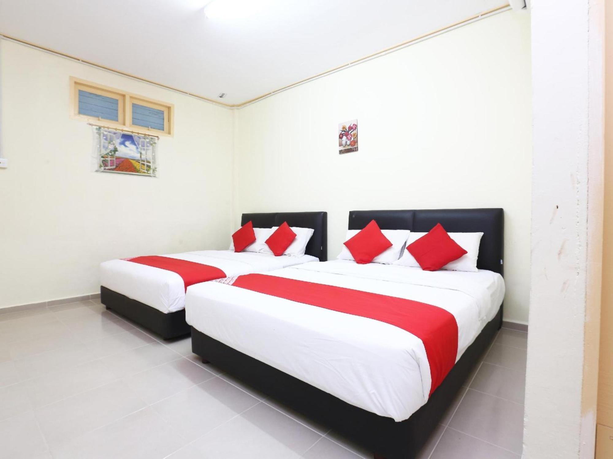 Super Oyo 89640 Hotel Pelangi Маранг Экстерьер фото