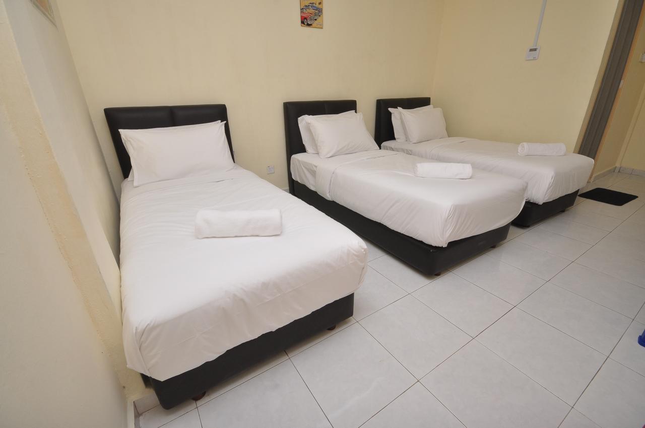 Super Oyo 89640 Hotel Pelangi Маранг Экстерьер фото